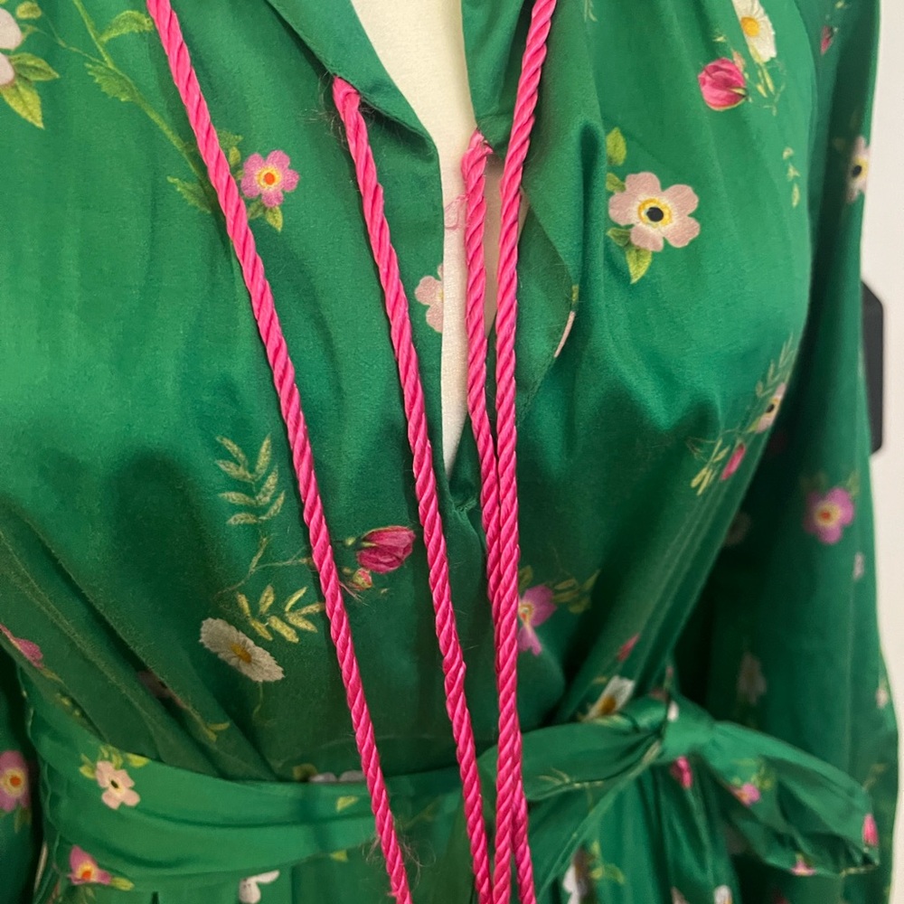 Cynthia Rowley Green Floral Long Sleeve Dress with pink tassels size small - Picture 2 of 9